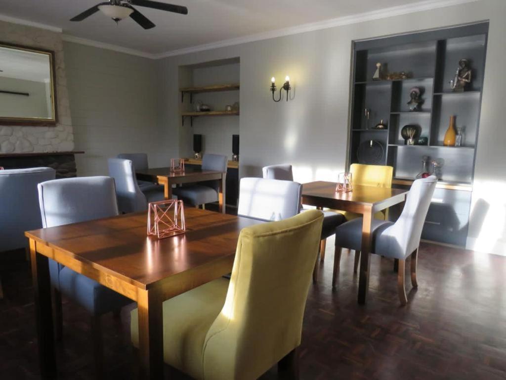 Sani Pass Manor Guest House Himeville Extérieur photo