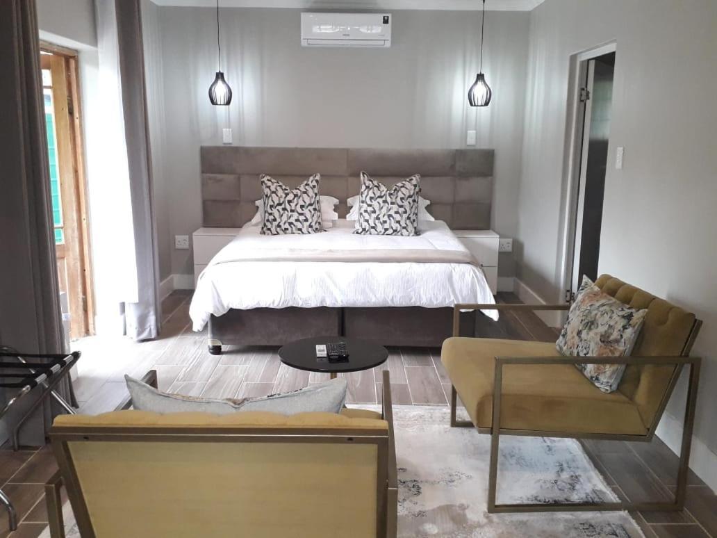 Sani Pass Manor Guest House Himeville Extérieur photo